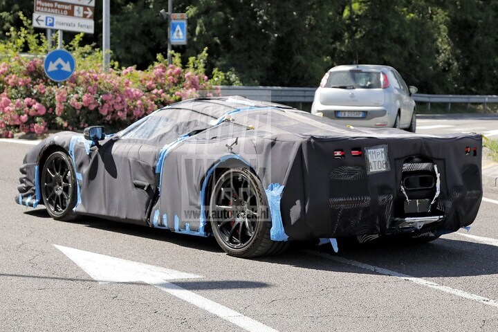 Ferrari 'F250' hypercar spyshots