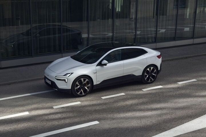 Polestar 4