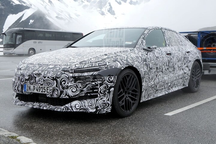 Audi RS6 e-tron spyshots