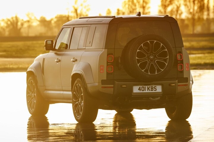 Land Rover Defender Octa