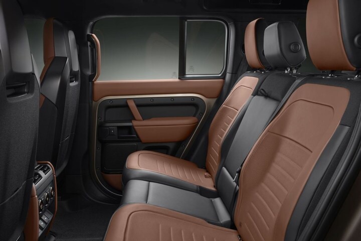 Land Rover Defender Octa