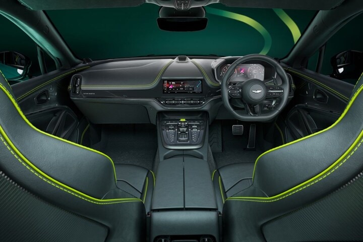 Aston Martin DBX707 AMR24