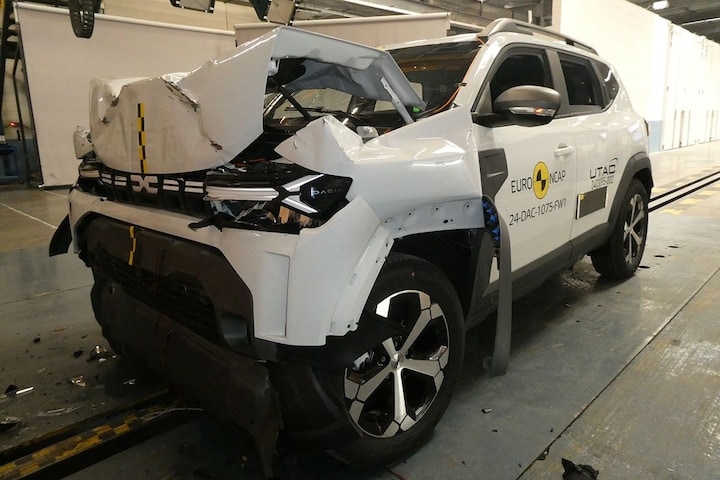 Euro NCAP Duster Passat Kodiaq Superb E-klasse Swift