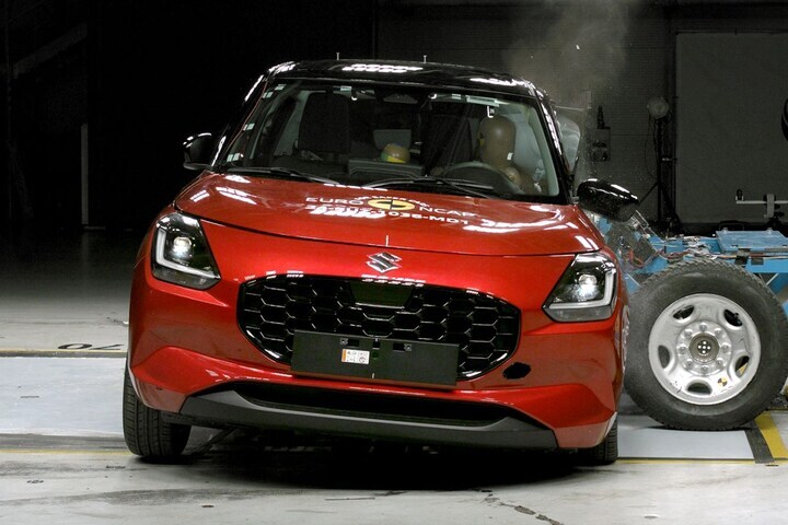 Euro NCAP Duster Passat Kodiaq Superb E-klasse Swift