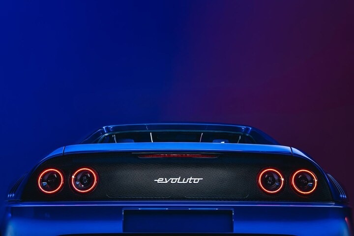 Evoluto Automobili Ferrrari 355 F355