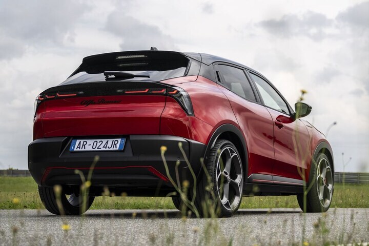 Alfa Romeo Junior (2024)