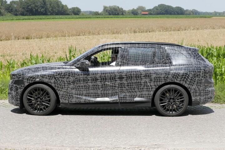 BMW X5 spyshots