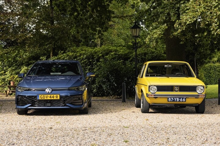 Volkswagen Golf 1974 en 2024 oud en nieuw