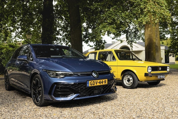 Volkswagen Golf 1974 en 2024 oud en nieuw