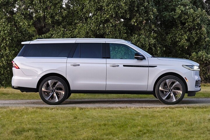 Lincoln Navigator