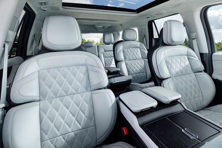 Lincoln Navigator