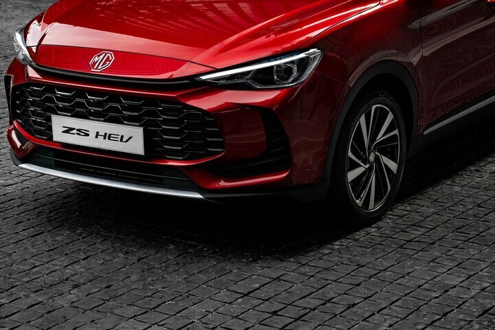 MG ZS Hybrid+