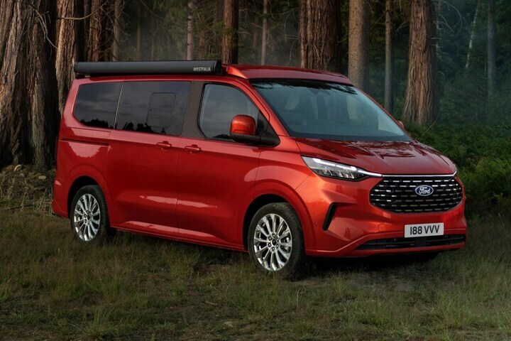 Ford Transit Custom Nugget camper