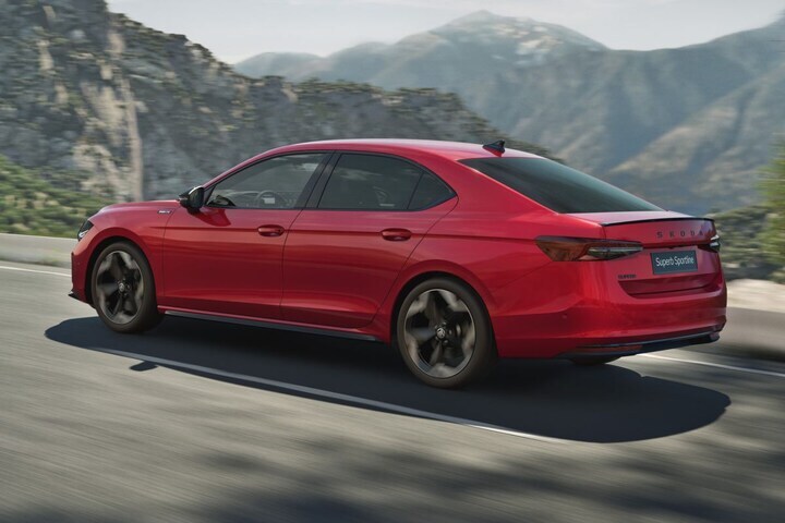 Skoda Superb Sportline Business