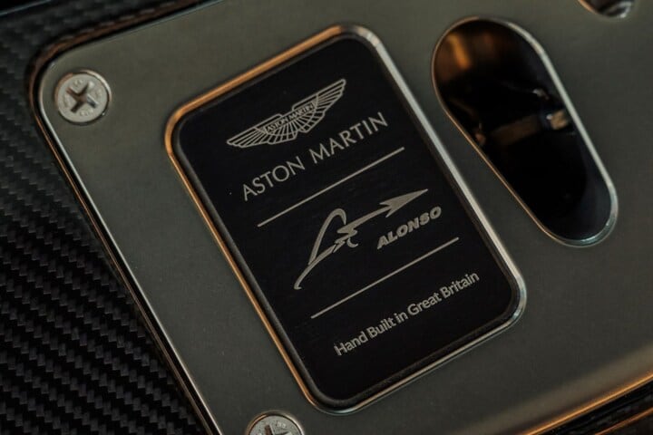Aston Martin Valkyrie Fernando Alonso