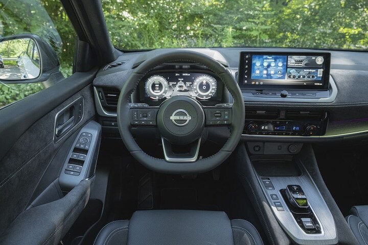 Nissan Qashqai Toyota Corolla Cross Dubbeltest