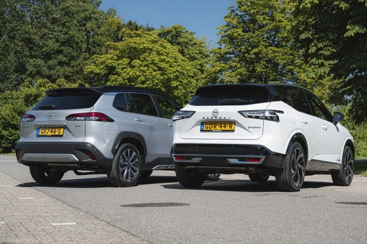 Nissan Qashqai Toyota Corolla Cross Dubbeltest
