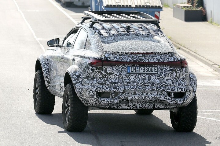Spyshots Audi Q6 Sportback e-tron Dakar