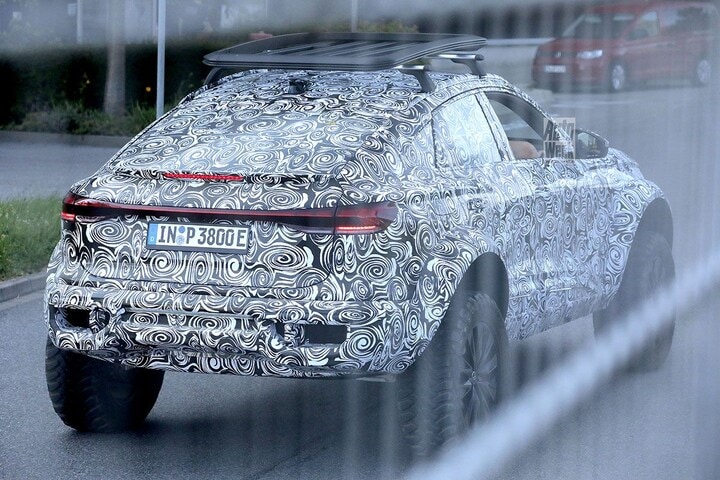Spyshots Audi Q6 Sportback e-tron Dakar