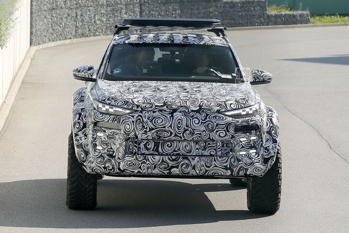 Spyshots Audi Q6 Sportback e-tron Dakar