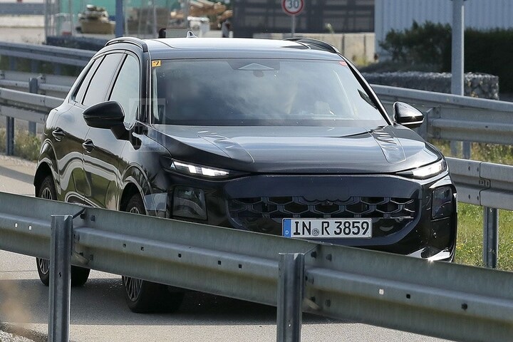 Spyshots Audi Q3