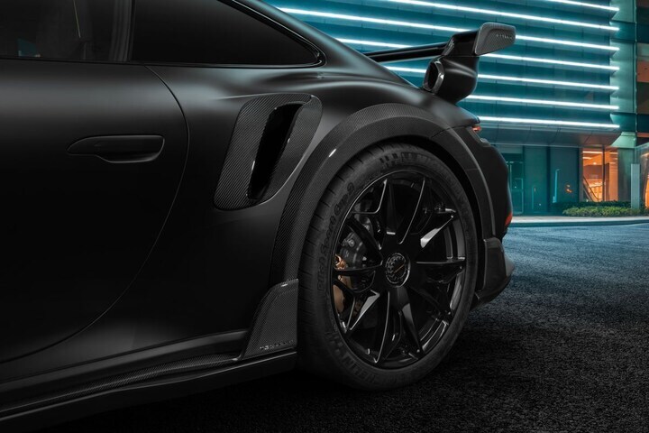Techart Monochrome