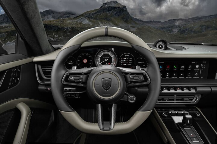 Techart Monochrome