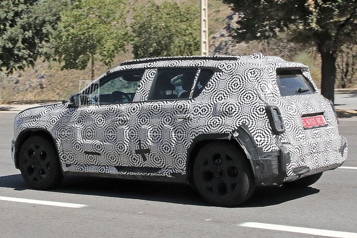 Spyshots Renault 4