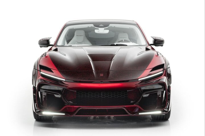 Mansory Ferrari Purosangue Pugnator