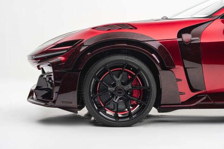 Mansory Ferrari Purosangue Pugnator