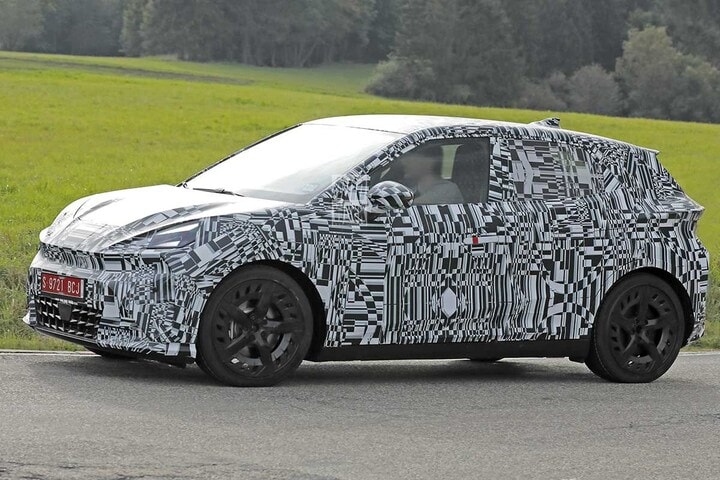 Spyshots Cupra Raval