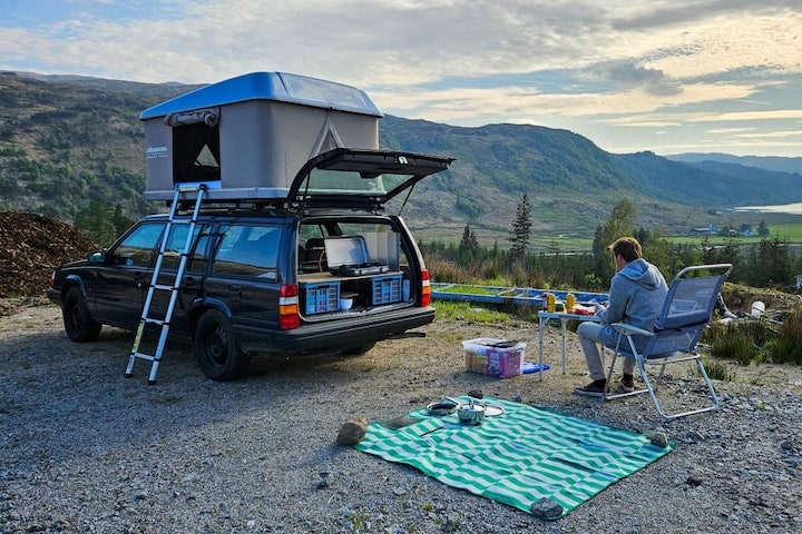 Volvo 940 met daktent