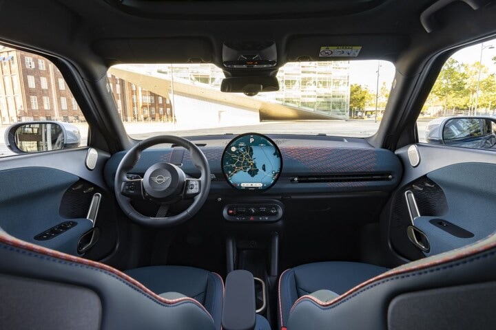 Mini Aceman 2024 - interieur