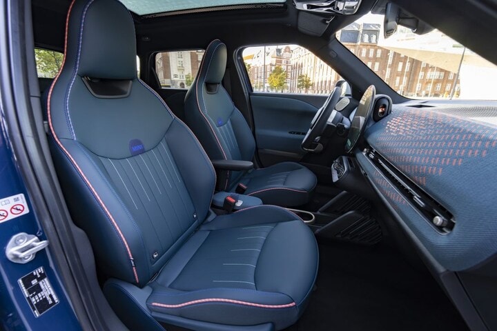Mini Aceman 2024 - interieur