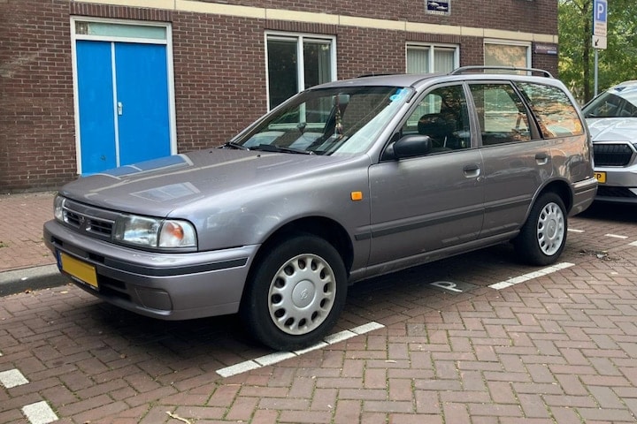 Nissan Sunny