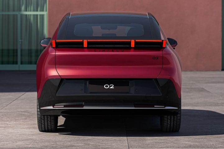 Lynk & Co 02