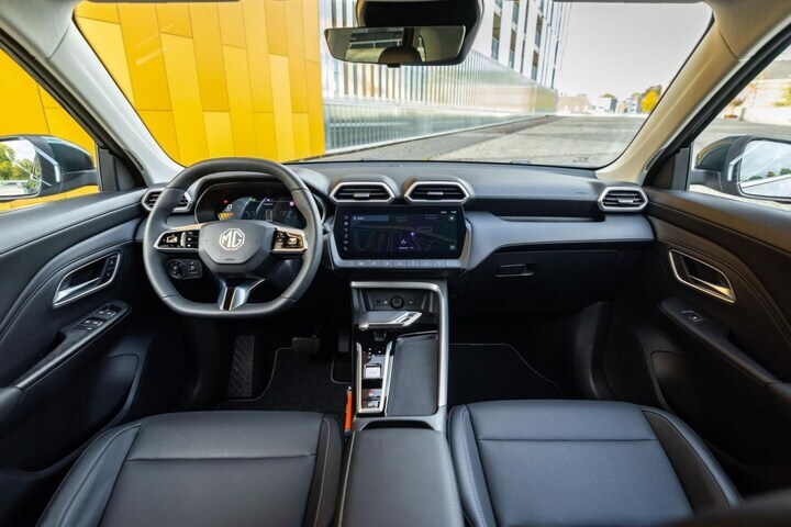 MG ZS Hybrid