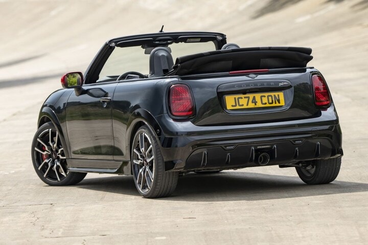 Mini John Cooper Works Cabrio 
