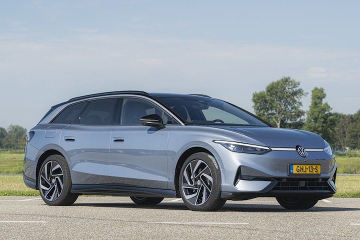 BMW i5 Touring versus Volkswagen ID.7 Tourer dubbeltest 