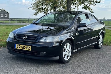 Opel Astra Coupé