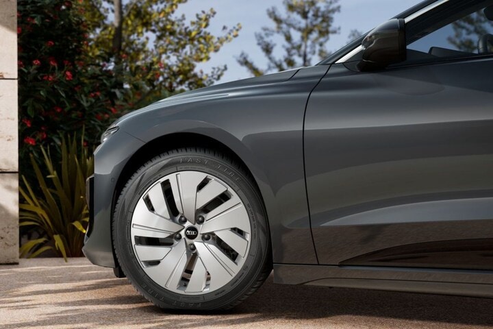 Audi A6 Avant e-tron back to basics