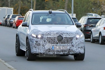 Mercedes-Benz GLE spyshots facelift