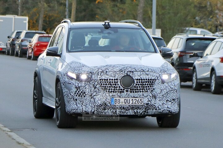 Mercedes-Benz GLE spyshots facelift