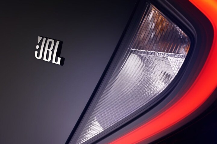 Toyota Aygo X JBL