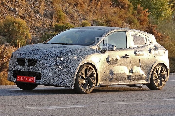 Spyshots Renault Clio
