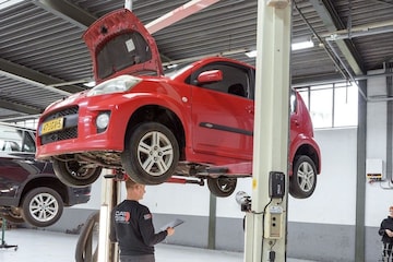 Daihatsu Sirion 2
