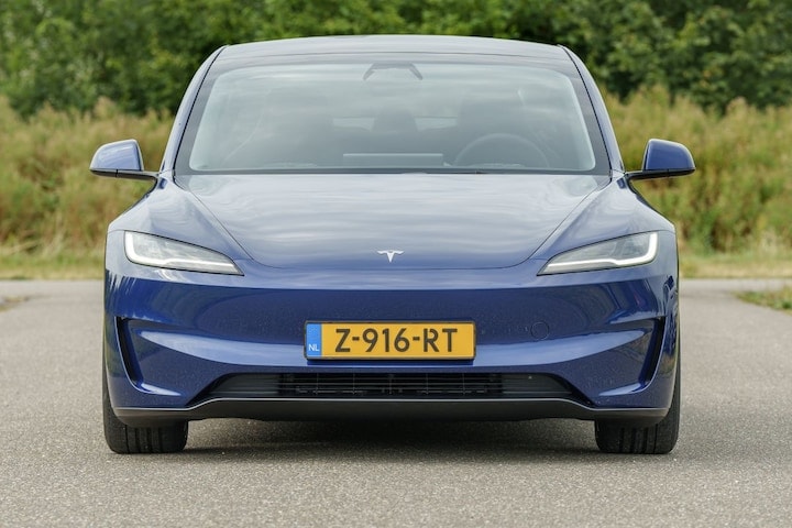 Tesla Model 3 Performance