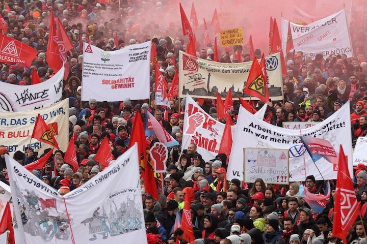 Volkswagen Wolfsburg protesten (ANP)