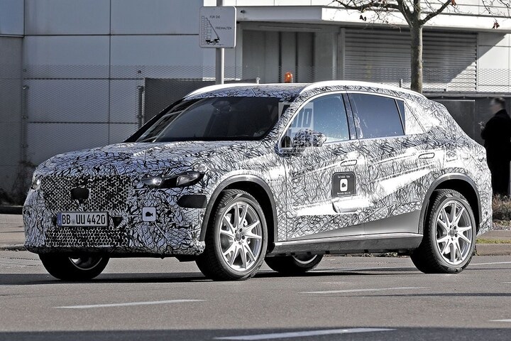 Spyshots Mercedes-Benz GLC EV EQ EQC
