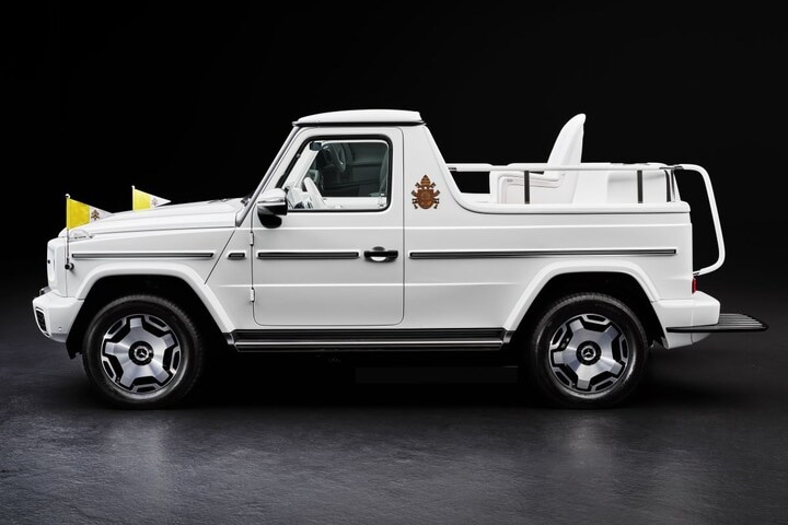 Pausmobiel Popemobile Mercedes-Benz G-klasse